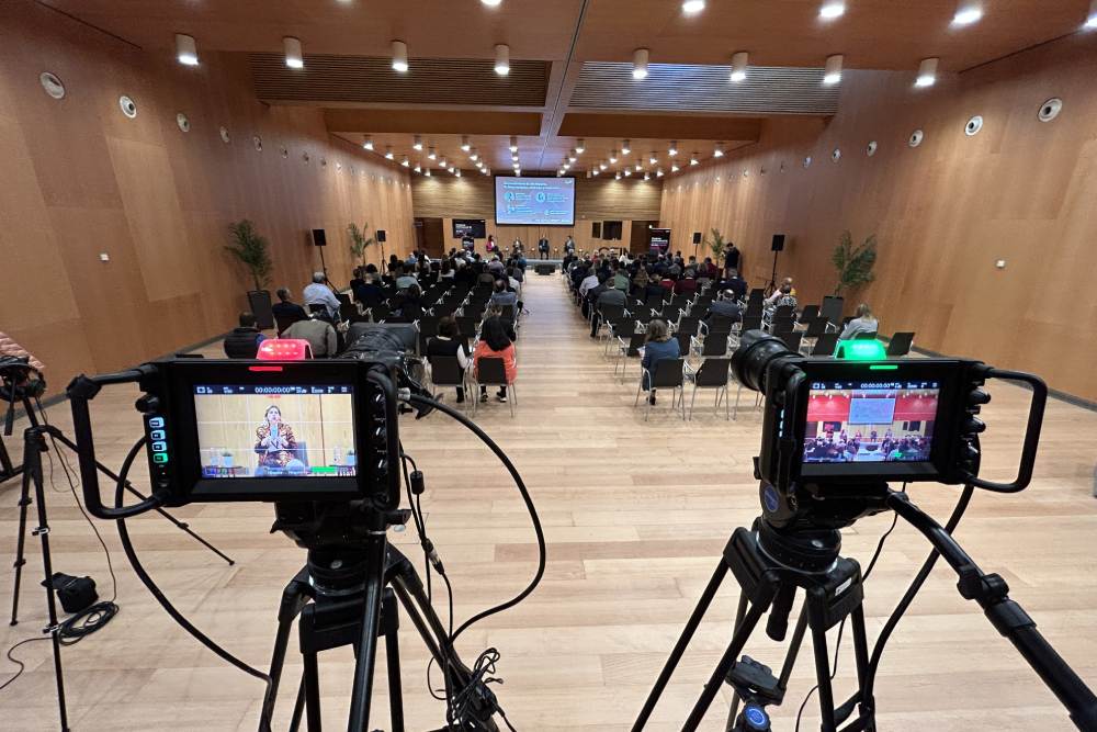 Comparativa de streaming en directo y grabación de evento